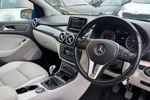 Mercedes-Benz B Class B180 BLUEEFFICIENCY SE LOOK! FULL SERVICE HISTORY! 10 MERCEDES SERVICES! 5
