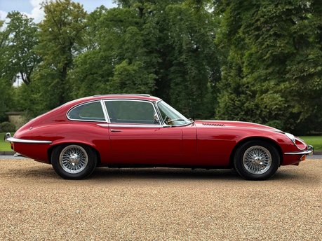 Jaguar E-Type 2+2 4