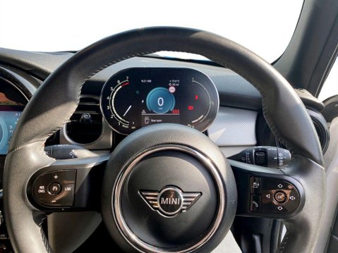Mini Hatch 1.5 Cooper Exclusive Hatchback 5dr Petrol Steptronic Euro 6 (s/s) (136 ps) 13