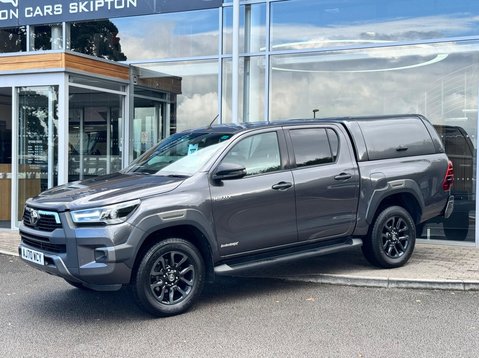 Toyota Hilux INVINCIBLE X 4WD D-4D DCB 3