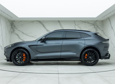 Aston Martin DBX 707 2