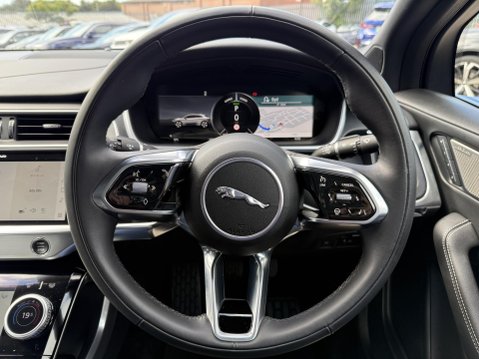 Jaguar I-Pace 400 90kWh R-Dynamic SE Black SUV 5dr Electric Auto 4WD (400 ps) 37