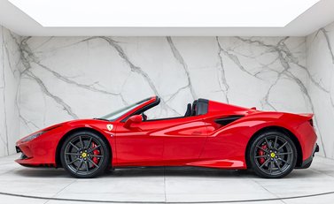 Ferrari F8 Tributo Spider 2