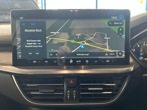 Ford Focus 1.0T EcoBoost MHEV Titanium Euro 6 (s/s) 5dr 23