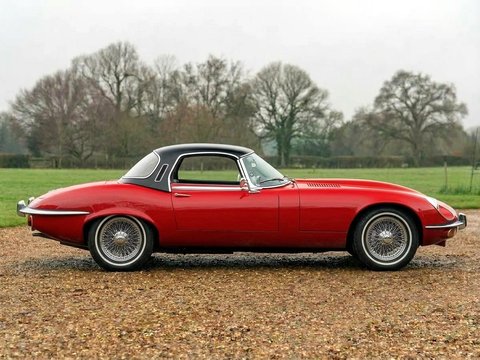 Jaguar E-Type S3 V12 Roadster 9
