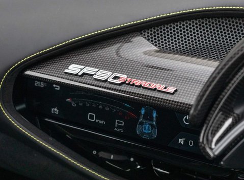 Ferrari SF90 Stradale 11