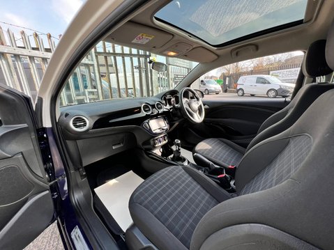 Vauxhall Adam GLAM 48