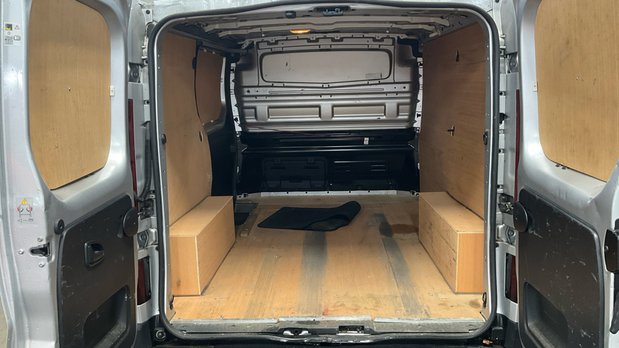 Renault Trafic AUTO SWB L1H1 Low Roof Sport SL29 Air Con Alloys EURO 6 5
