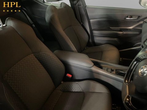 Toyota C-HR 1.8 VVT-h Icon SUV 5dr Petrol Hybrid CVT Euro 6 (s/s) (122 ps) Air Con - Al 11