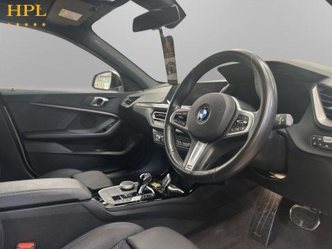 BMW 1 Series 1.5 118i M Sport (LCP) Hatchback 5dr Petrol DCT Euro 6 (s/s) (136 ps) Air C 12