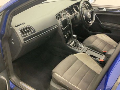 Volkswagen Golf 2.0 Golf R DSG 4WD 5dr 3