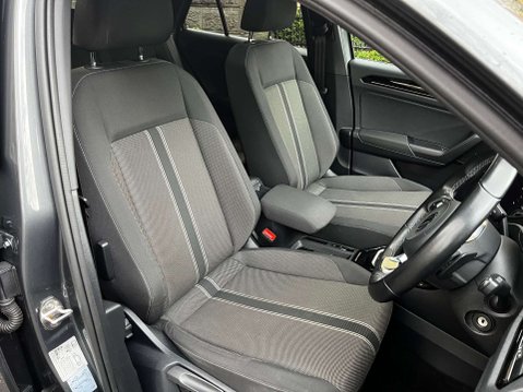 Volkswagen T-Roc 2.0 T-Roc Black Edition TDI Evo Semi-Auto 5dr 10