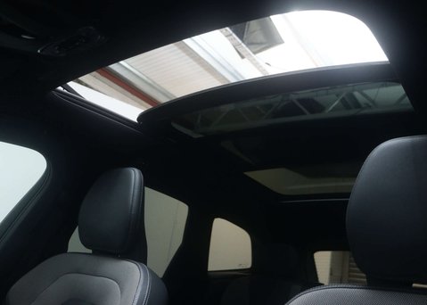 Volvo XC60 2.0 XC60 R-Design T6 Recharge AWD Auto 4WD 5dr 50