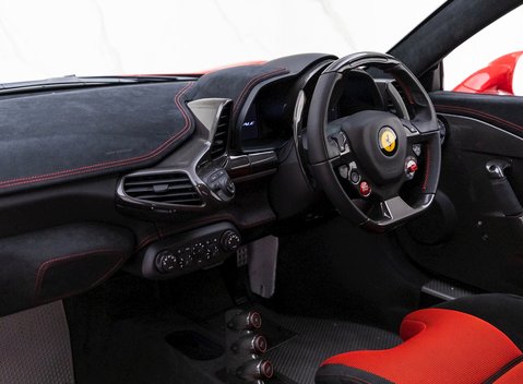 Ferrari 458 Speciale 13