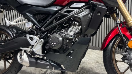 Honda CB 2024 ONLY 3K EXCELLENT CONDITION WARRANTY 125CC 23