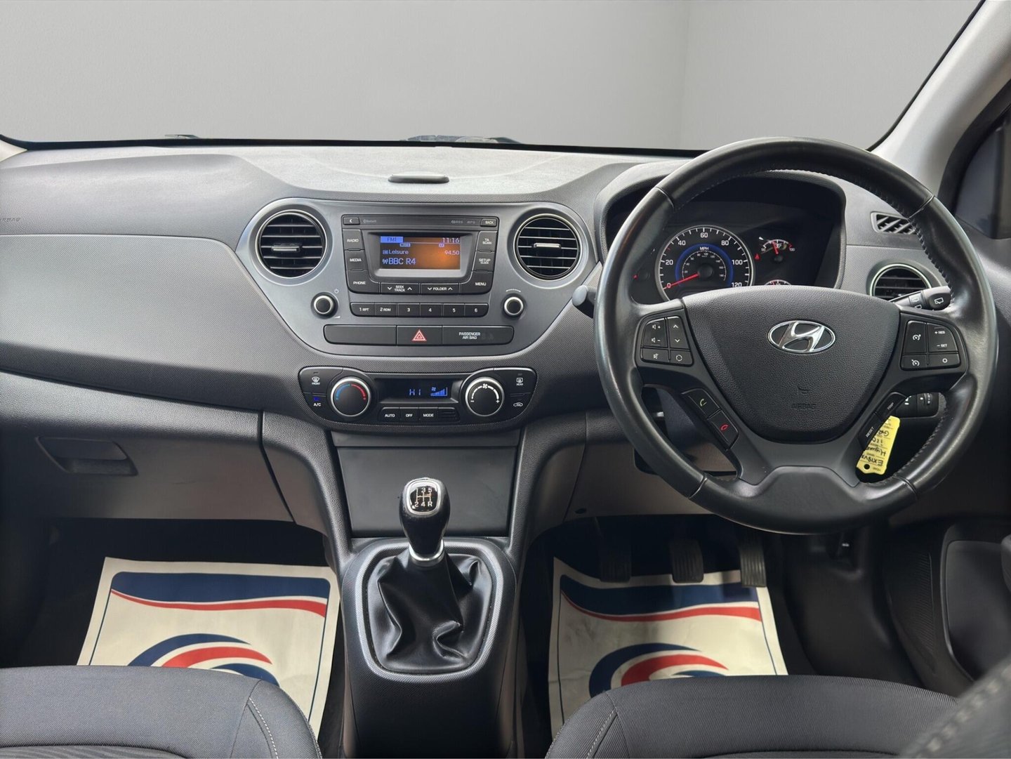 2018 Hyundai i10 — image 6