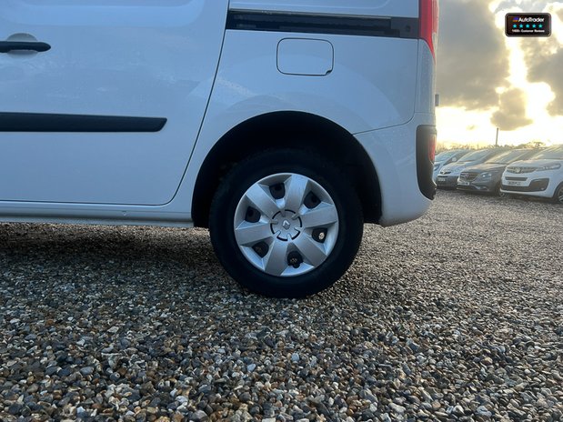Renault Kangoo LWB L2H1 Low Roof Business Plus M19 Air Con Sensors EURO 6 NO VAT 21