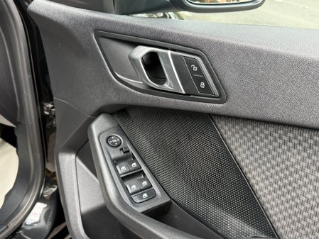BMW 1 Series 116D SE 28