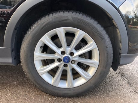 Ford Kuga TITANIUM 2.0 TDCI 4X4, 2 owners, good history, EURO 6 COMPLIANT, £195 tax 15