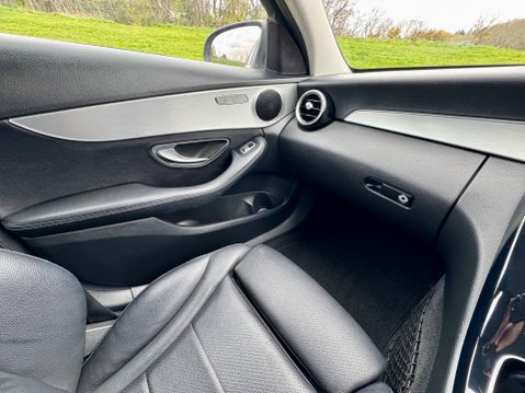 Mercedes-Benz C Class C200 D SPORT 42