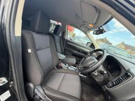Mitsubishi Outlander DI-D 3 6