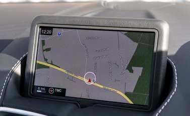 Aston Martin V8 Vantage 17