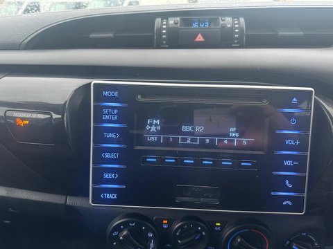 Toyota Hilux ACTIVE 4WD D-4D DCB 16