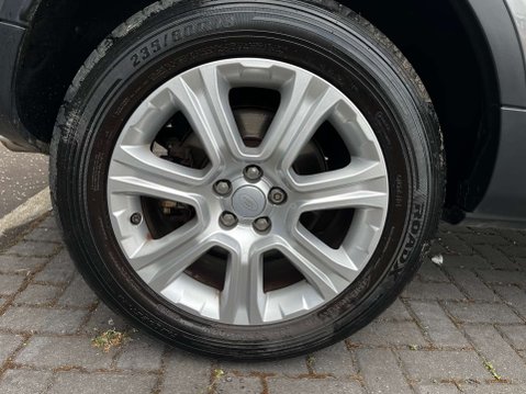 Land Rover Range Rover Evoque 2.0 Range Rover Evoque SE Tech TD4 Auto 4WD 5dr 9