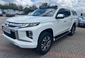Mitsubishi L200 DI-D BARBARIAN DOUBLE CAB AUTO REAR CANOPY 11