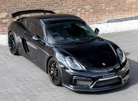 Porsche Cayman GT4 8