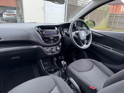 Vauxhall Viva 1.0i SE Euro 6 5dr 41