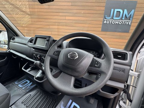 Nissan NV400 2.3 NV400 Tekna dCi 27