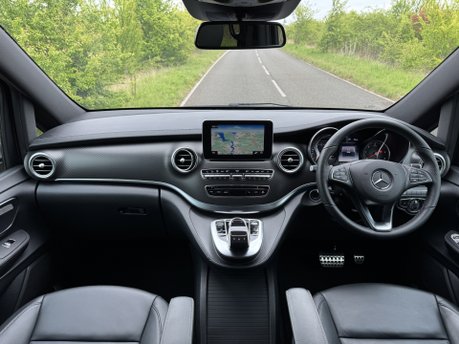 Mercedes-Benz V Class V300 D AMG Line Auto Diesel 8 Seater EX-LWB/360CAM/SAT NAV/FULL LEATHER 7