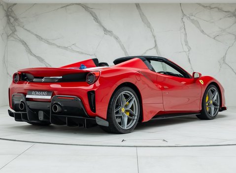 Ferrari 488 Pista Spider 6