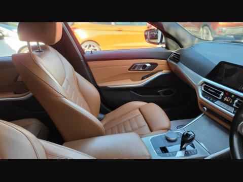 BMW 3 Series 330E M SPORT PHEV 31