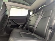 Tesla Model Y ModeL Y Long Range AWD 4WD 5dr 44