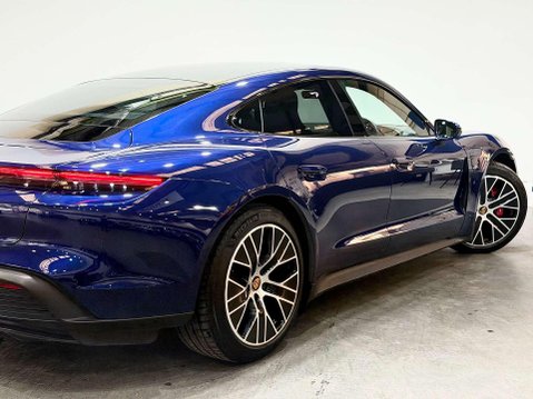 Porsche Taycan Performance Plus 93.4kWh 4S Saloon 4dr Electric Auto 4WD (571 ps) 17