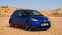 Toyota Yaris 1.5 VVT-h Blue Bi-Tone Hatchback 5dr Petrol Hybrid E-CVT Euro 6 (s/s) (100  1