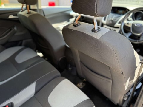 Ford Focus 1.0 Focus Zetec S T 5dr 47