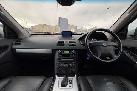 Volvo XC90 2.4 D5 SE SUV 5dr Diesel Geartronic AWD (219 g/km, 200 bhp) 23