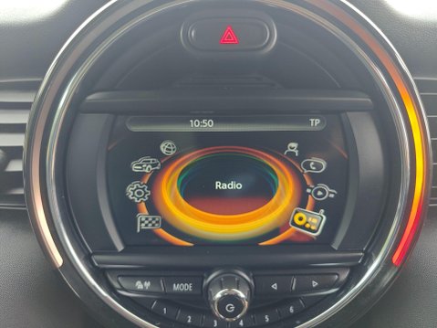 Mini Hatch 1.5 Cooper Auto Euro 6 (s/s) 5dr 39