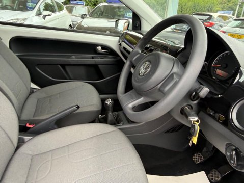Volkswagen Up 1.0 Move up! Euro 5 3dr 20