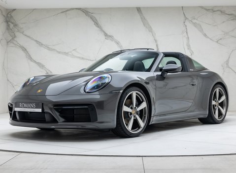 Porsche 911 Targa 4 (992) 1