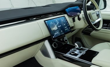 Land Rover Range Rover P400 AUTOBIOGRAPHY 22