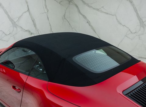 Porsche 911 Carrera GTS CABRIOLET (991.2) 35