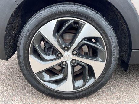 Hyundai TUCSON 2.0 CRDi Premium Auto 4WD Euro 6 5dr 67