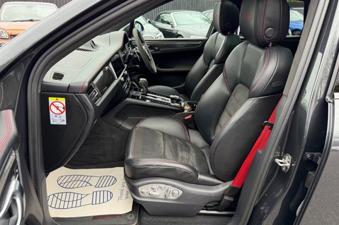 Porsche Macan GTS PDK -BURMESTER HIGH END -PAN ROOF -GTS SPORT PACK-PTV PLUS -£19K EXTRAS 5
