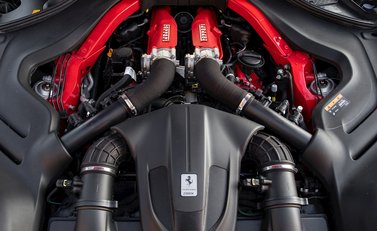 Ferrari Portofino 35