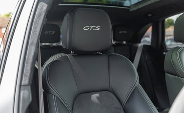 Porsche Macan GTS 13