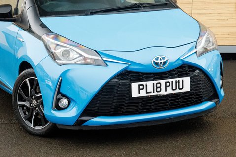 Toyota Yaris VVT-I BI-TONE 10